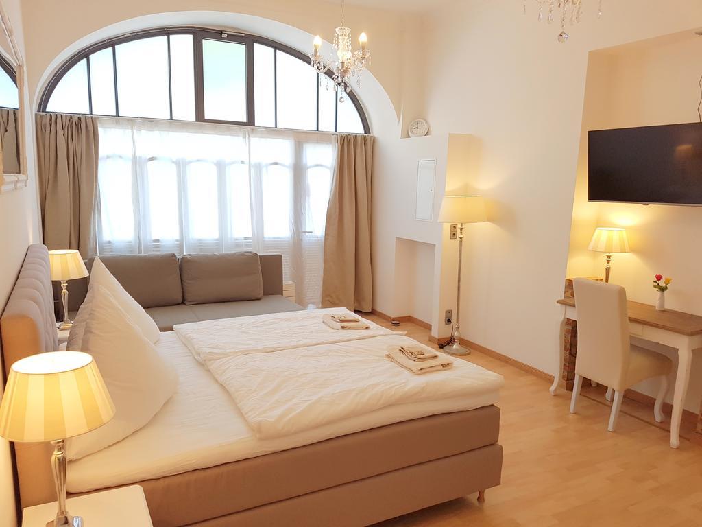 Gastein By Rockchair Apartments L Superhost Status L 2 Bedrooms Boxspringbeds 1,5 Bathrooms - Cozy Family & Business Flair Welcomes You! Берлин Экстерьер фото